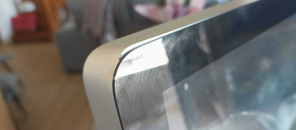 iMac 27”– Para peças ou reparação – Ecrã partido / Não liga