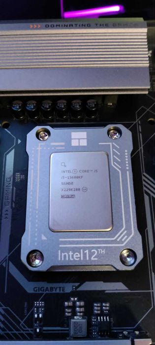 Procesor I5 13600kf