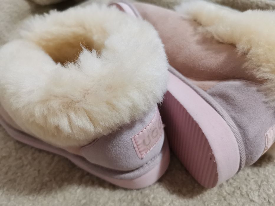 Papucie UGG 39 cudny pudrowy róż