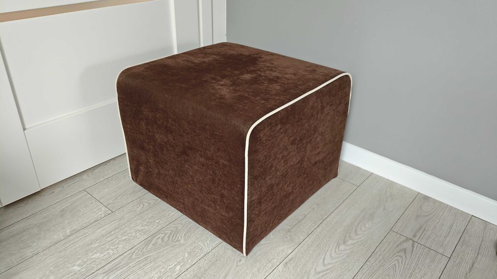 Pufy tapicerowane 2szt. (51x51 cm)