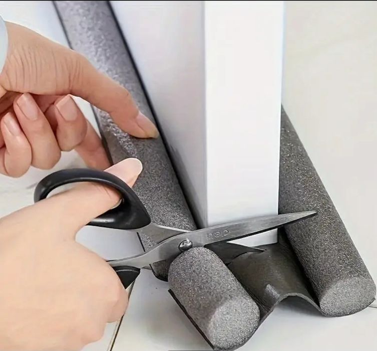 Звукоізоляційні та вологостійкі дверні ущільнювачі