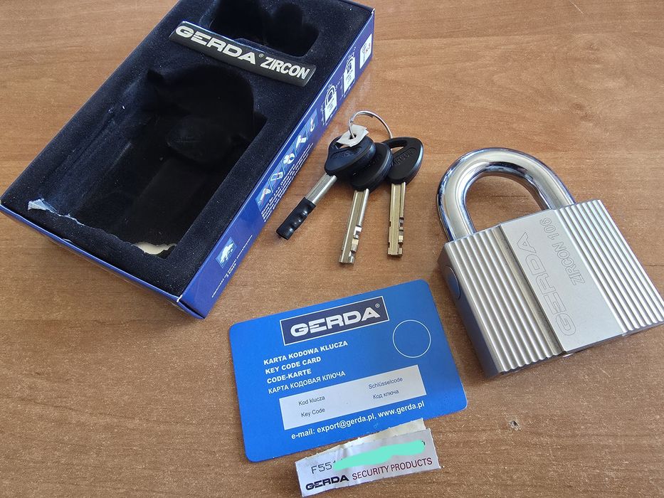 Gerda Zircon 106