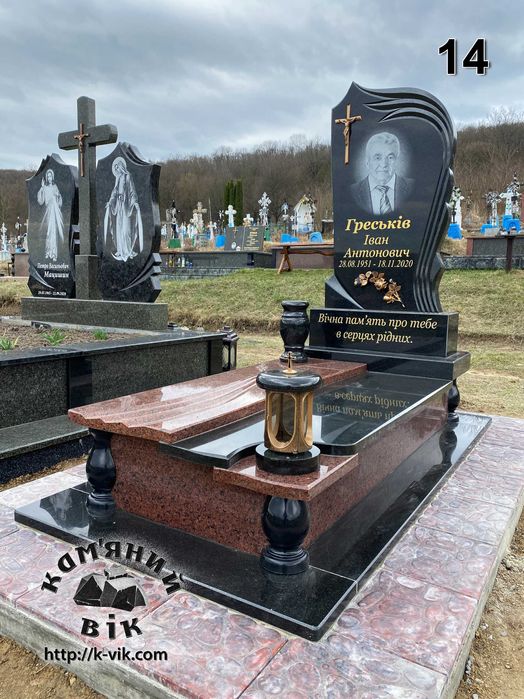 Пам'ятники Сторожинець
