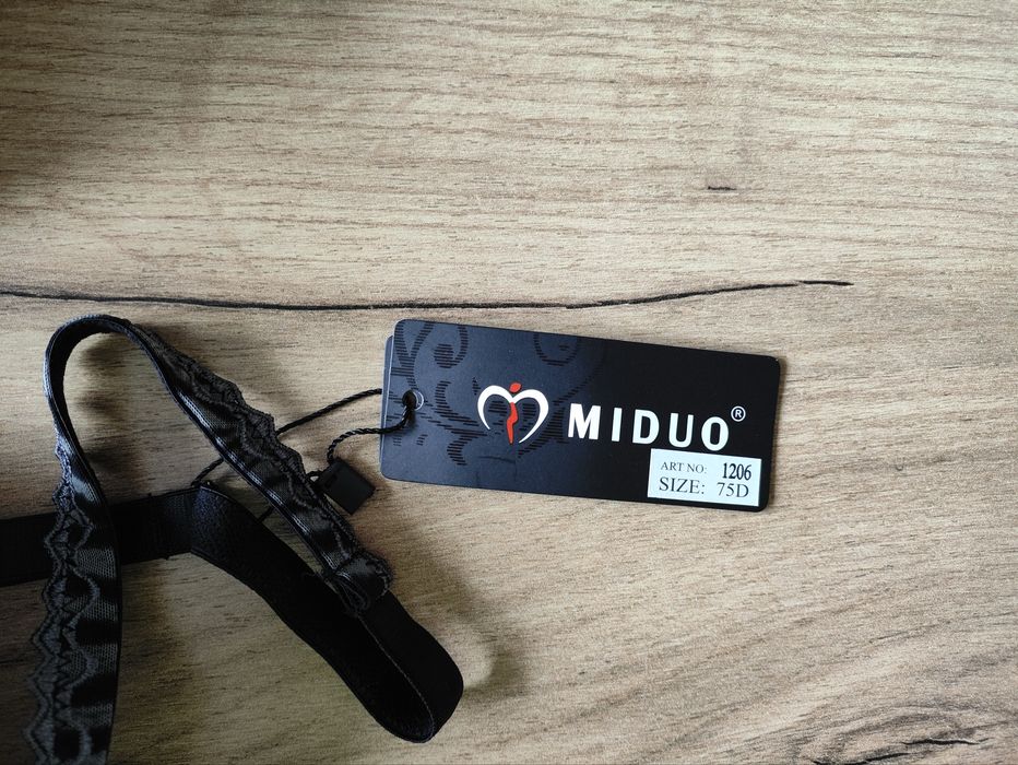 Бюстгальтер Miduo 75 D Новий