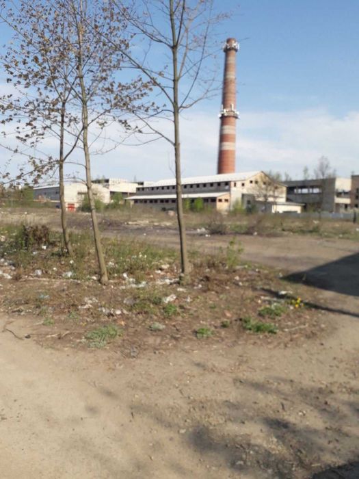 Здається в оренду майданчик під комерційну діяльність