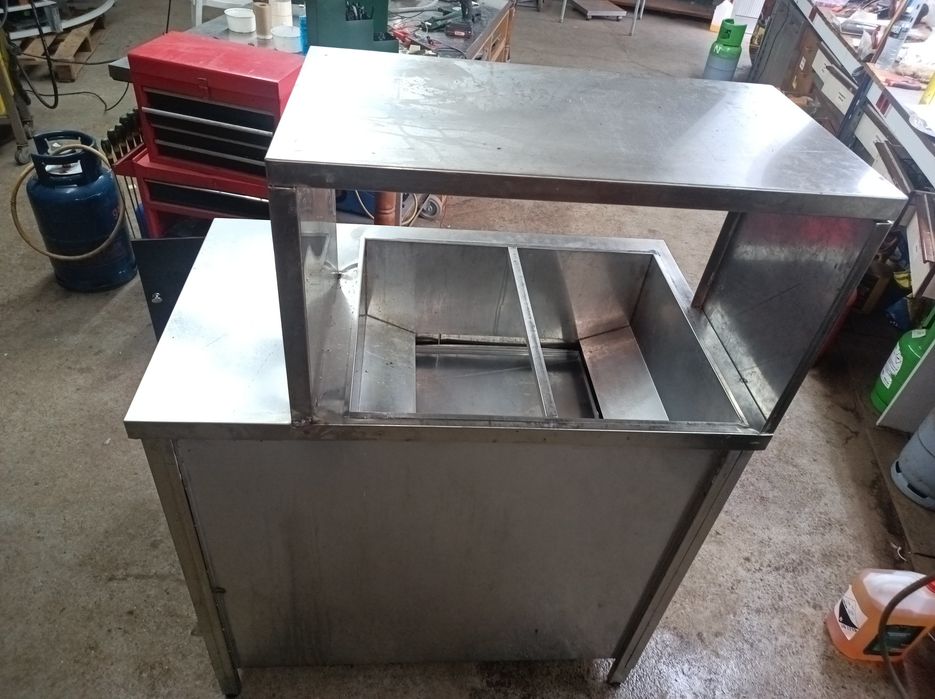 Estufa de batata frita com substrutura