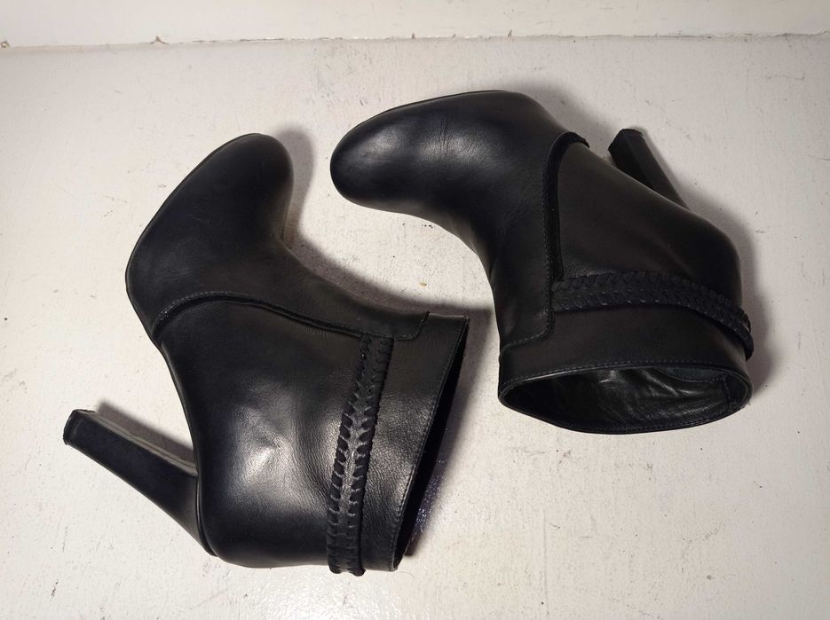 botki skórzane Massimo Dutti