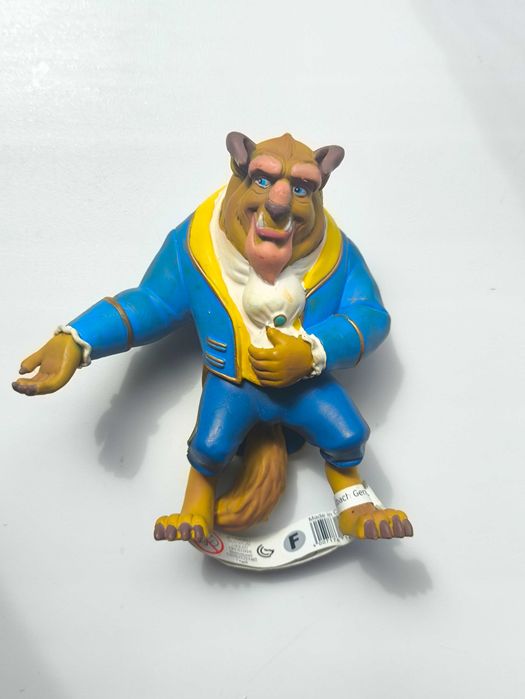 Фігурка Чудовисько (Beast)  з мультфільму «Красуня і Чудовисько» від Disney.