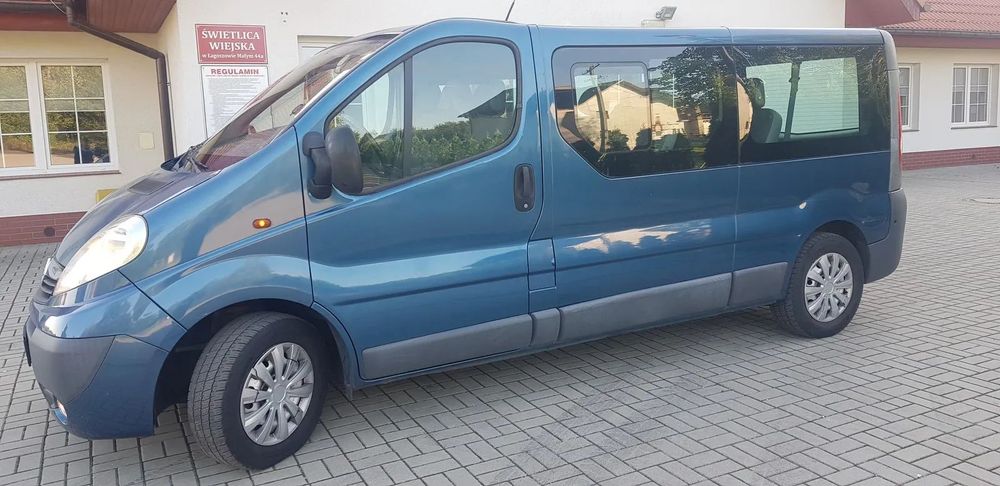Opel Vivaro Opel Vivaro Long 9-Osobowy 2,0 CITD(115 KM-6 Biegowy)+Hak !!!