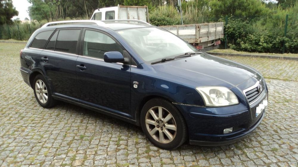 Toyota Avensis Wagon 2.0 D-4D Sol 2003 - Para Peças
