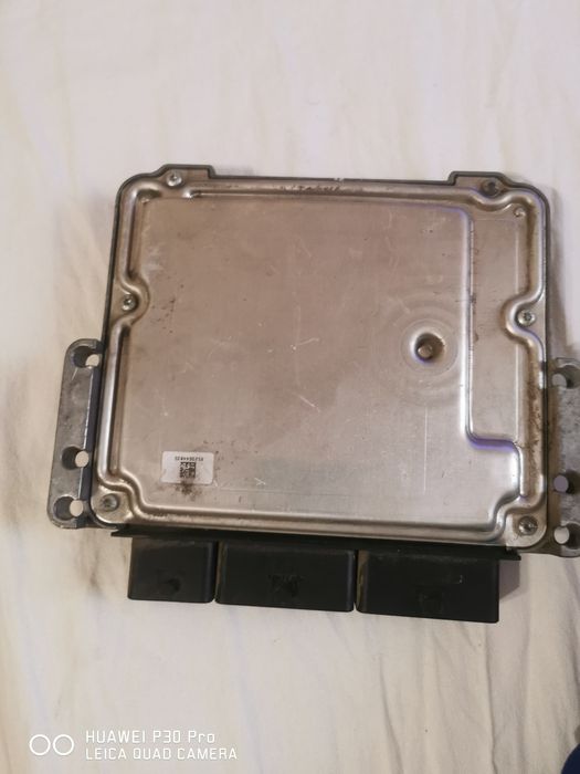 Блок ЭБУ Дачия Логан 1.5dci