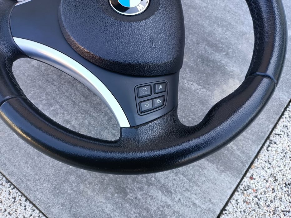 Kierownica Msport z multifunkcją BMW E90 E91 E92 E93 E87 E81 E82 E88 X