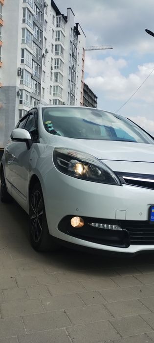 Продається Рено сценік3.1.5дизель.2013р.7місць.