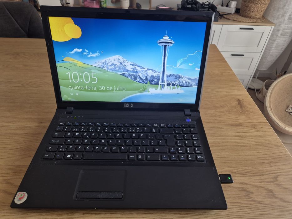 Portatil com disco ssd (rapido) e bateria nova