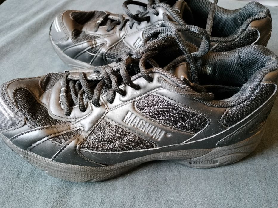 Buty sportowe MAGNUM wojskowe 42 kontraktowe
