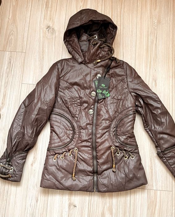 Куртка вітровка нова весна