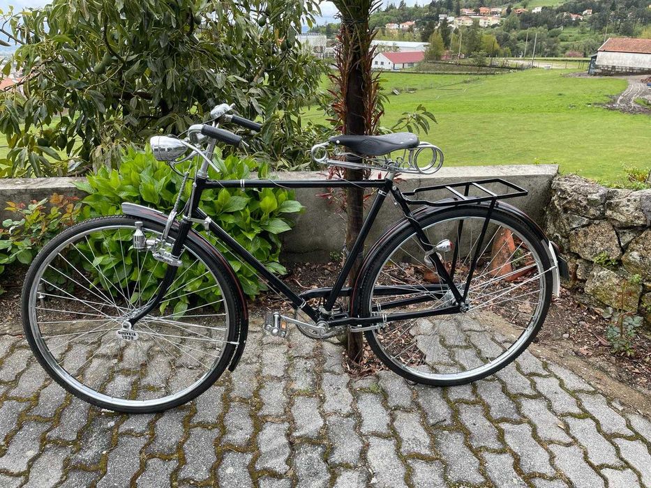 Bicicleta Clássica Portuguesa Restaurada | Matriculada em Gouveia (1939) | Peça de Coleção
