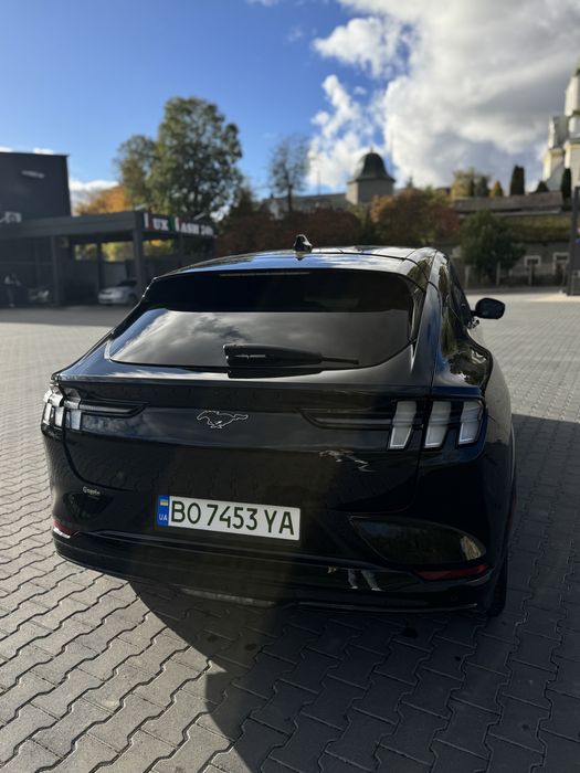 Ford mustang mach-E 2021 california route потужний мустанг електро