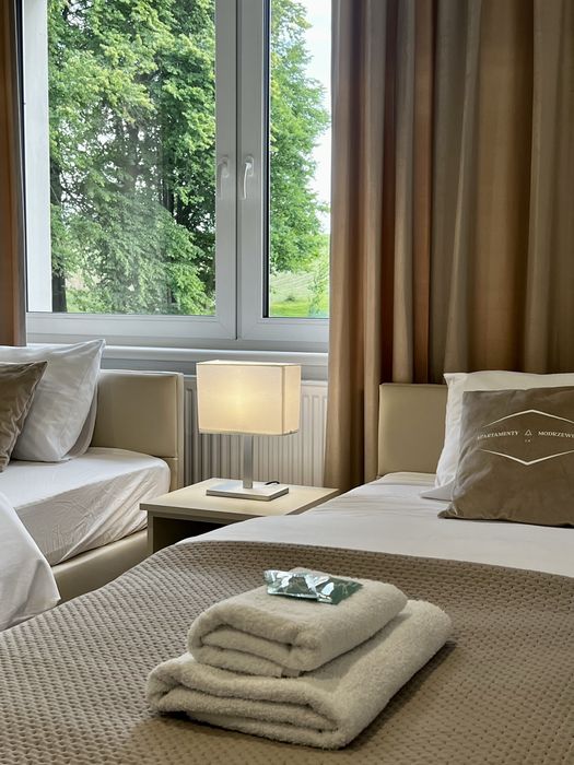 Apartamenty Pokoje Doba Noc Godziny / dłuższy wynajem