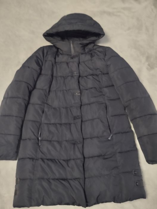 Продам куртку ,пуховик ,пальто жіноче