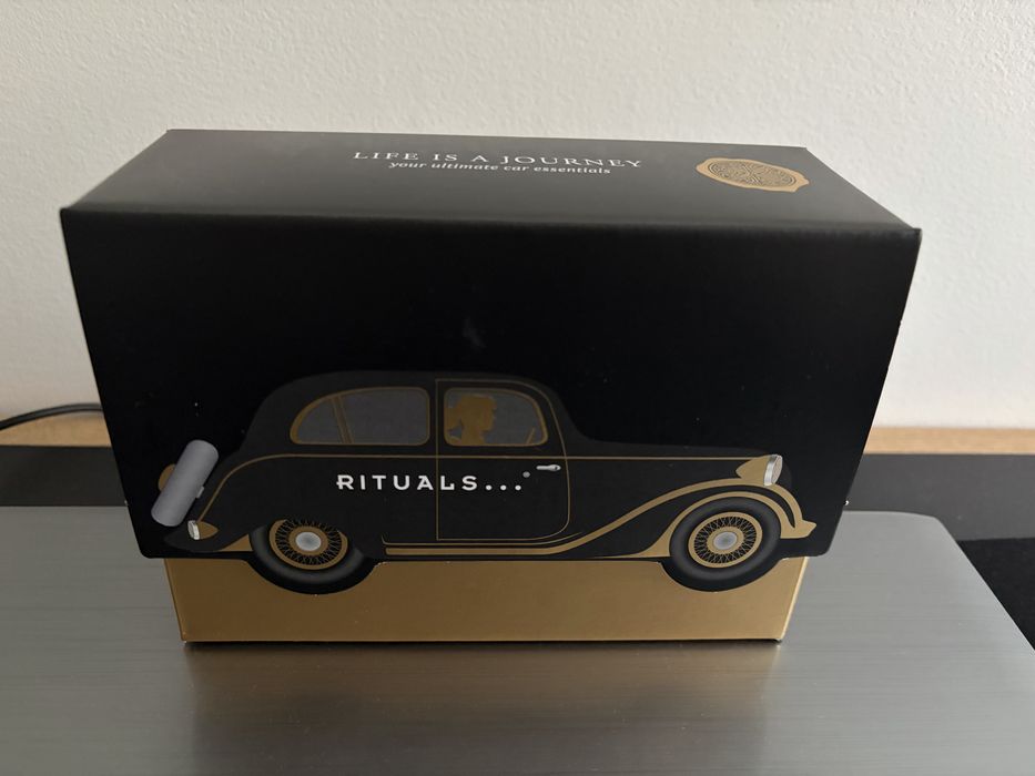 Rituals Velvet Oudh Car Gift Set L zestaw samochodowy perfumy NOWY