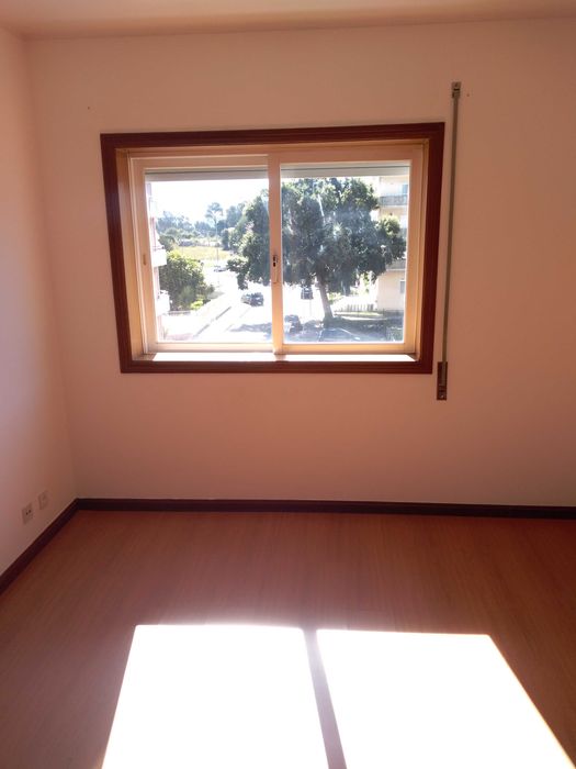 Arrenda-se Apartamento T2 Valongo