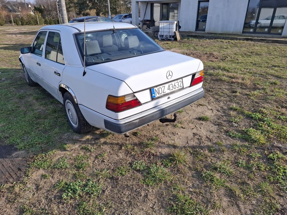 Mercedes 124 2.0D