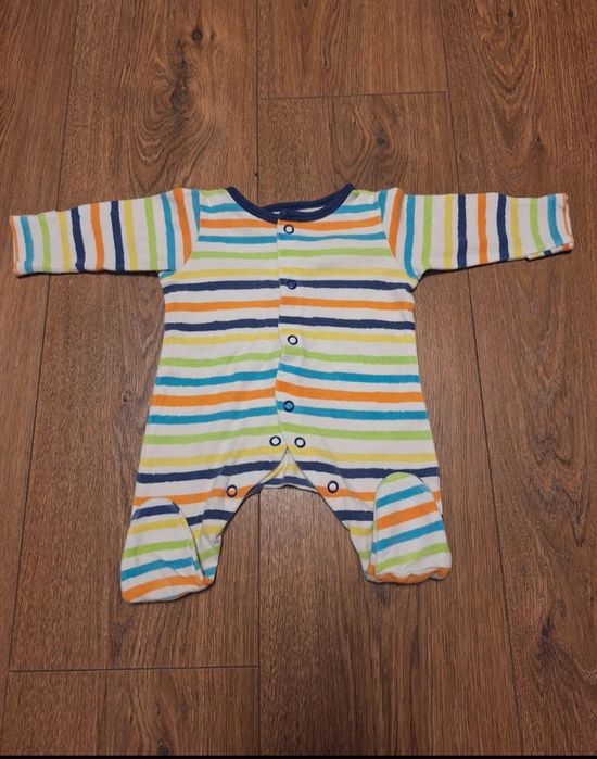 Pajacyki Mothecare r.50