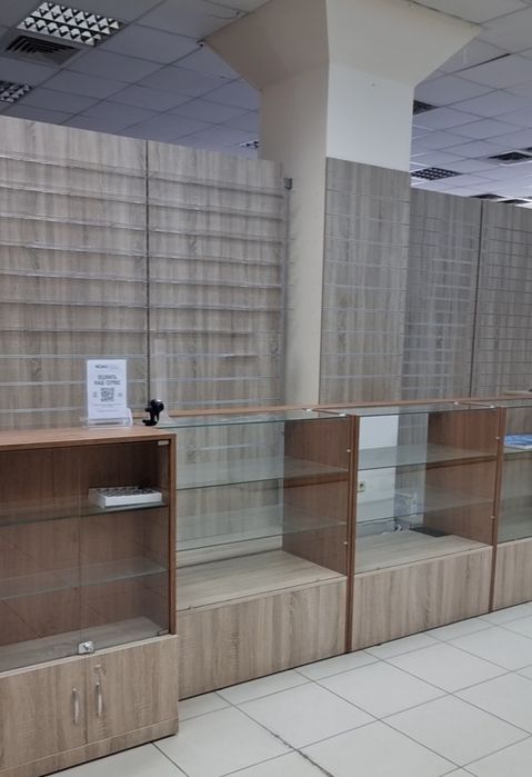Продам торгове обладнання для магазина б/у