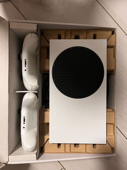 Ігрова консоль Xbox Series S 512GB