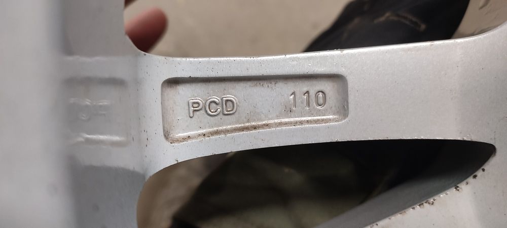 17" 7J 5x100 Komplet felg aluminiowych.