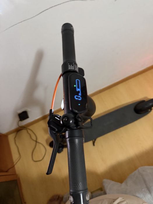 Aceito proposta !Trotinete Elétrica Ninebot(Segway) 25 km/h  Ano 2024