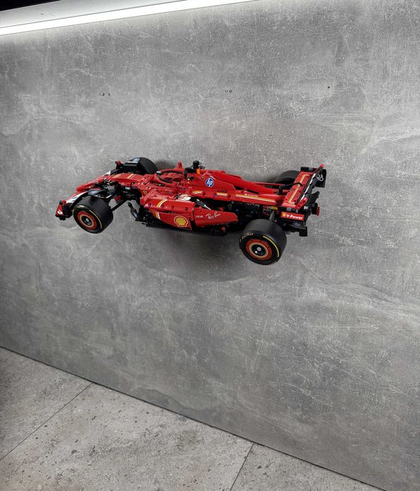 Кронштейн / Кріплення для LEGO Technic Ferrari F1 SF-24 42207 ферарі