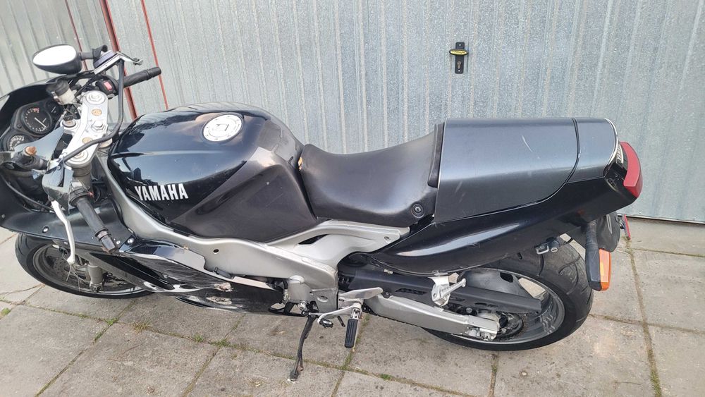 Yamaha FZR 1000 części reflektor zaciski zbiornik rama moduł wiązka