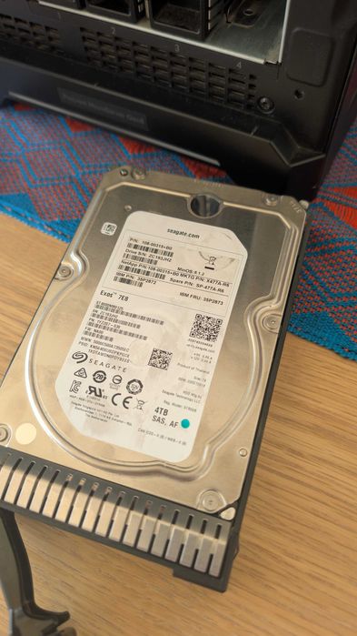 NAS - HP Microserver Gen8 - Modified 16TB472355349096704003
