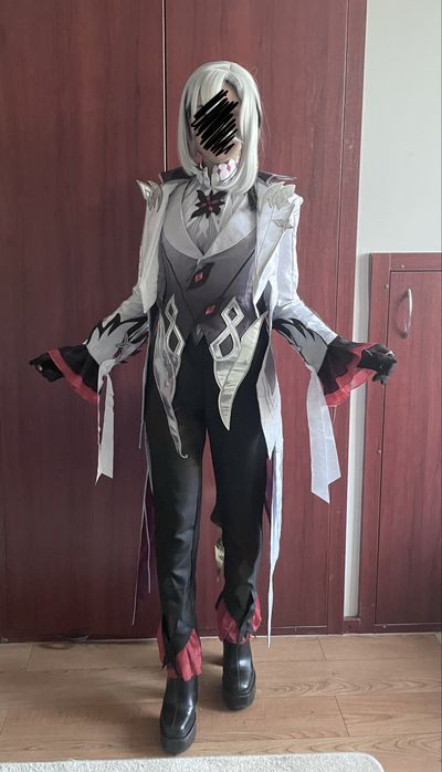 Косплей перука костюм Арлекіно Arlecchino Genshin Impact Геншин Імпакт