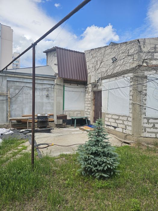 Аренда  дома, склада,офиса, комерции,90 км2  Участок 7 соток, Два заезда,  Аркадия, Посмитного 16, под ремонт.