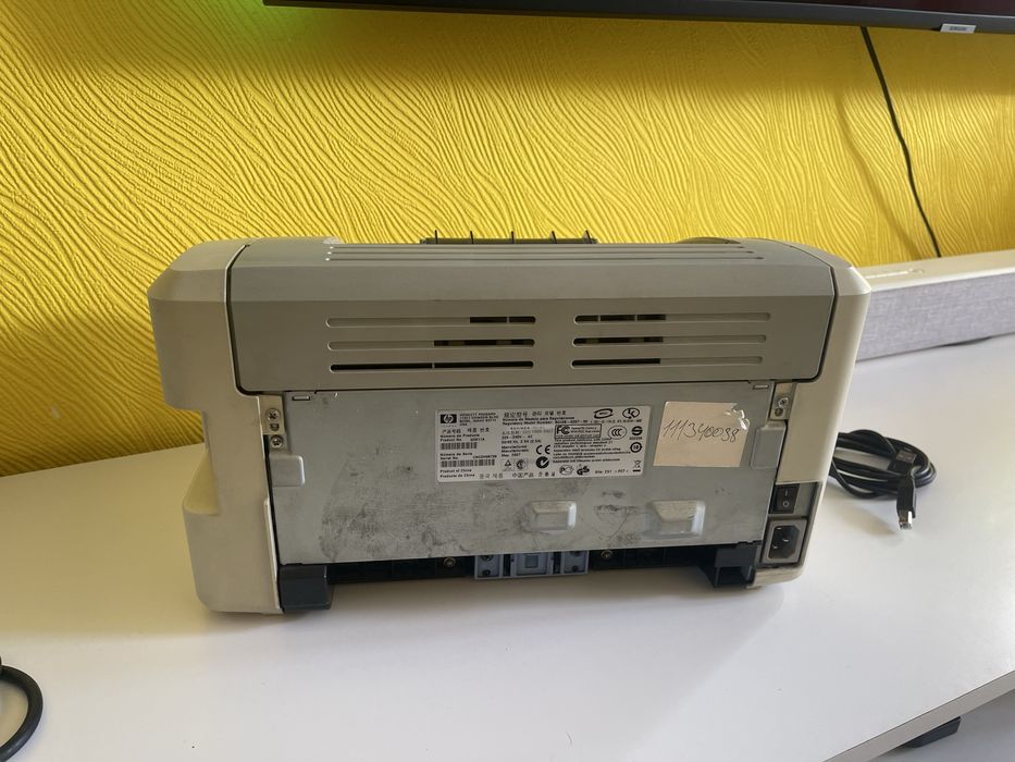 HP LaserJet 1020 лазерний принтер робочий