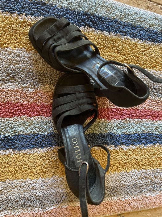 Buty sandaly na obcasie 36 Rylko czarne