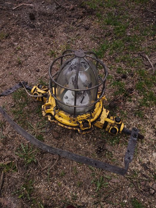 Lampa warsztatowa