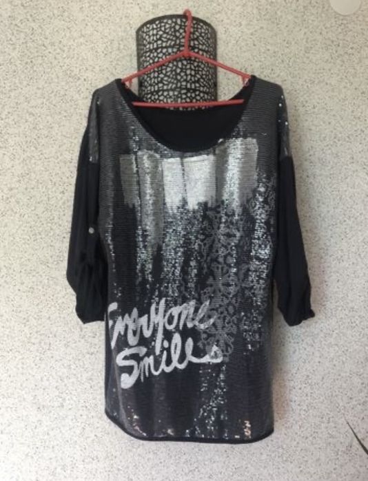 Італійська легка кофта, реглан  в паєтки 48-50 роз