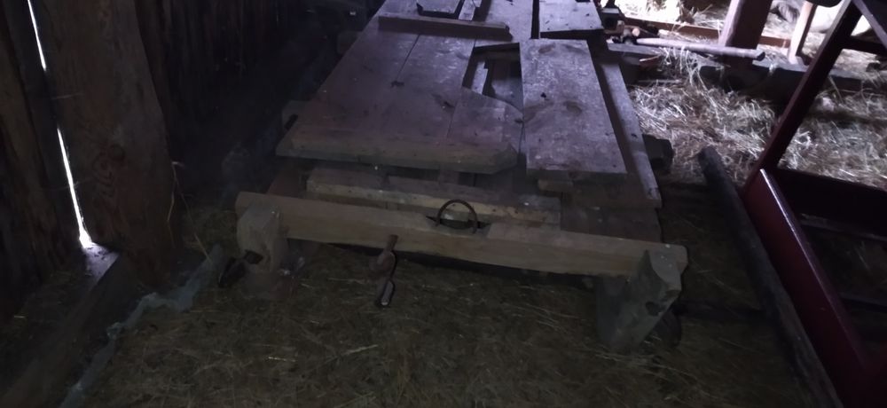 Сані кінські нові