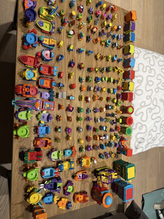 Super Zings, figurki, domki, pojazdy