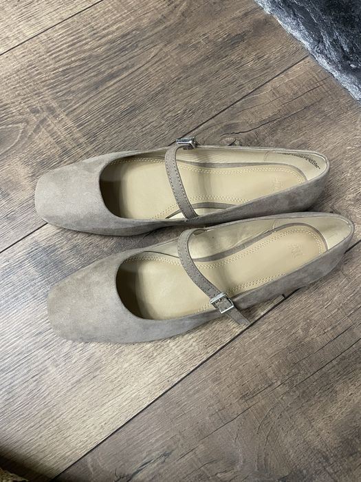 Бежеві балетки Мері Джейн