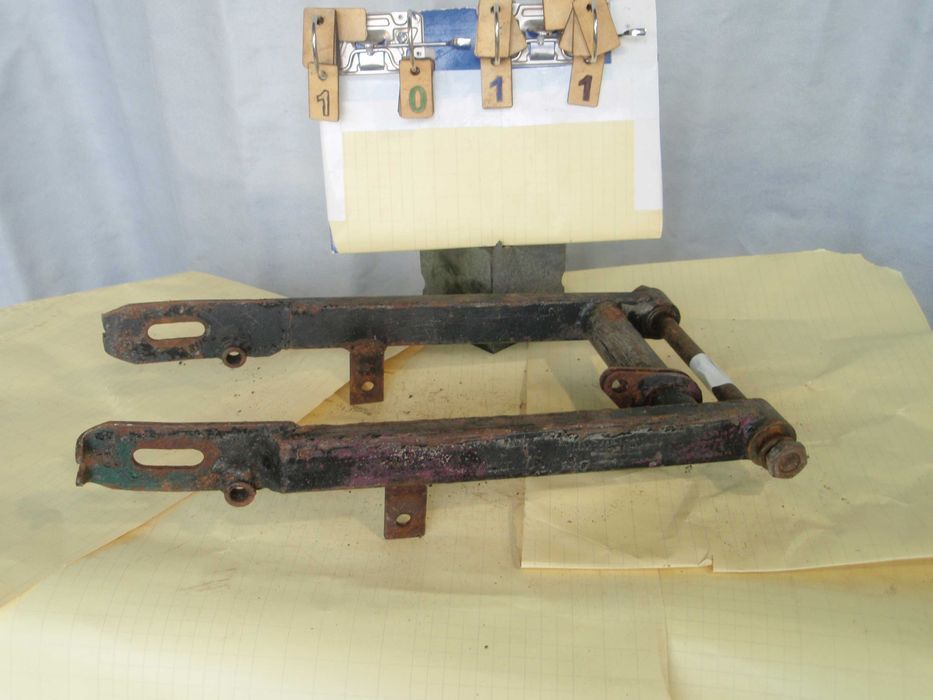 wsk - nie shl gazela wachacz tył części nr1011