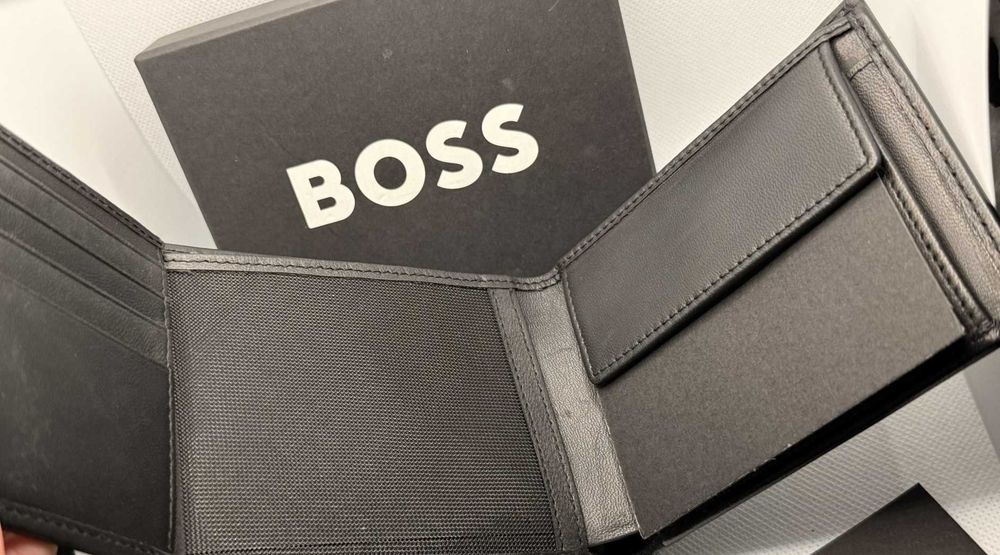Nowy portfel męski Boss Randy_N_Trifold