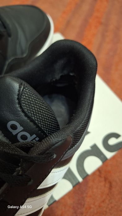 Adidas hoops 3.0 42розмір 2/3