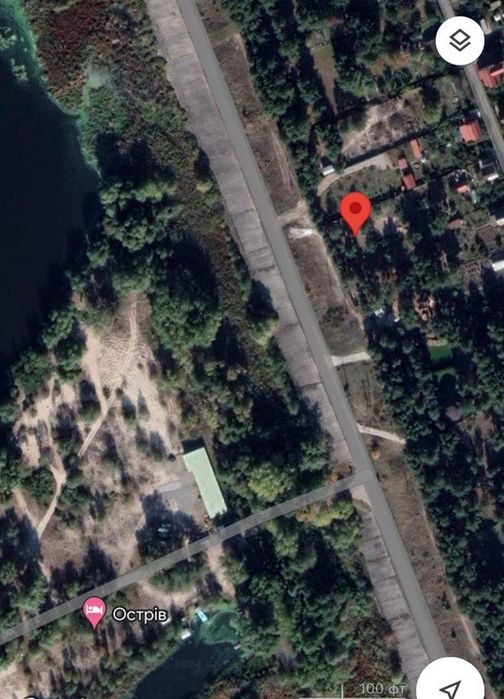 Ділянка біля Дніпра у лісі