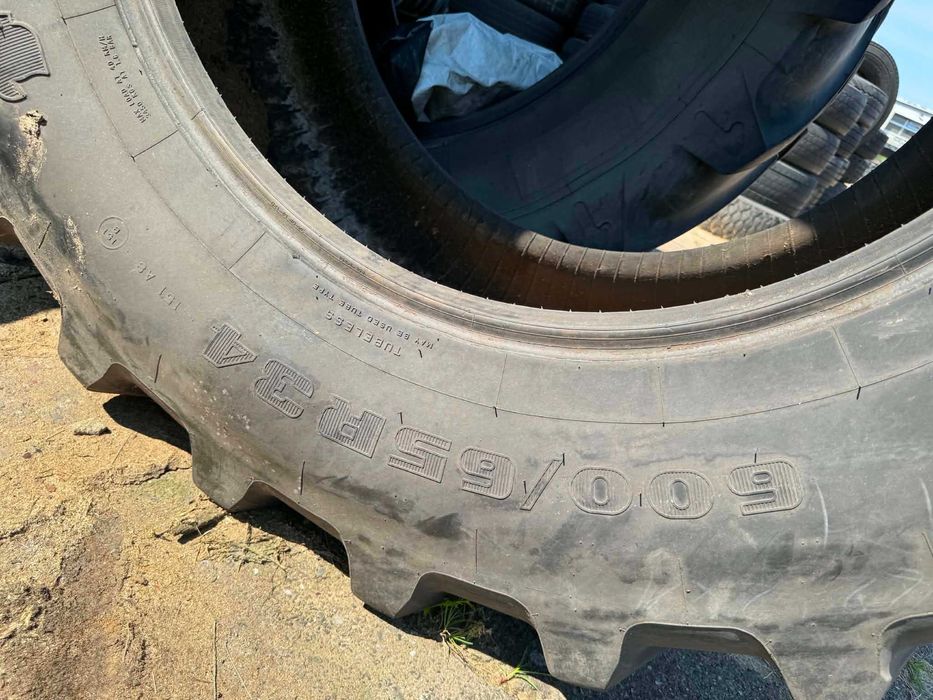 Opona używana Firestone Radial 9000 600/65R34