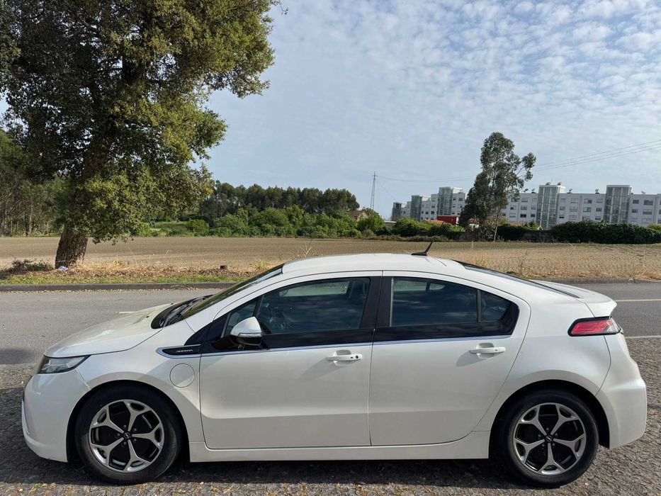 Opel Ampera Hibrido Plug-In Aceito Troca